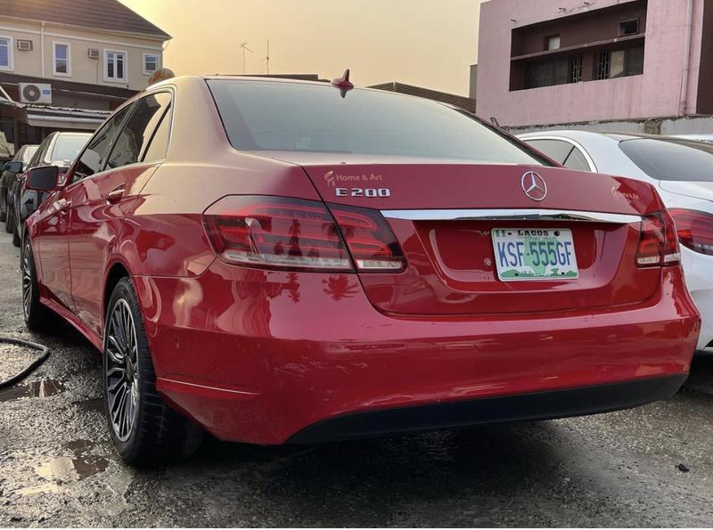 Mercedes-Benz E • 2016 • 100 km 4