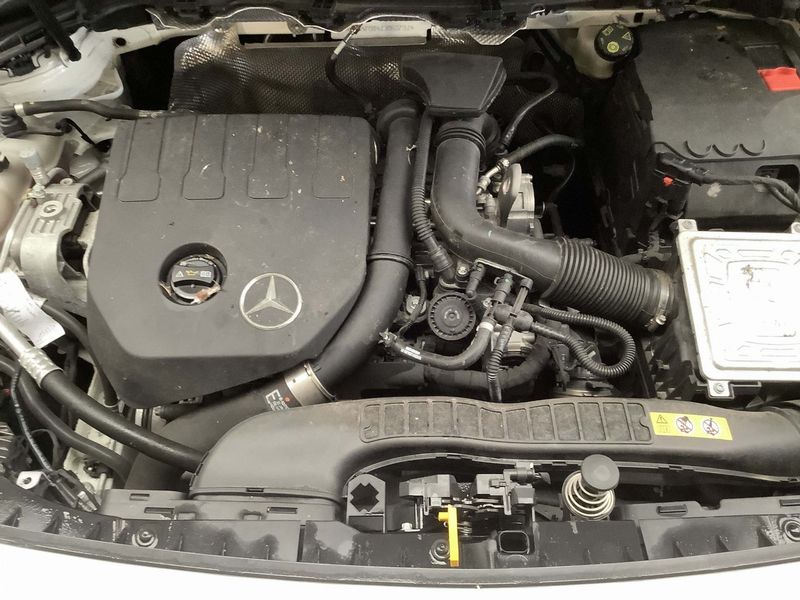 Mercedes-Benz Class B • 2020 • 36,100 km 4