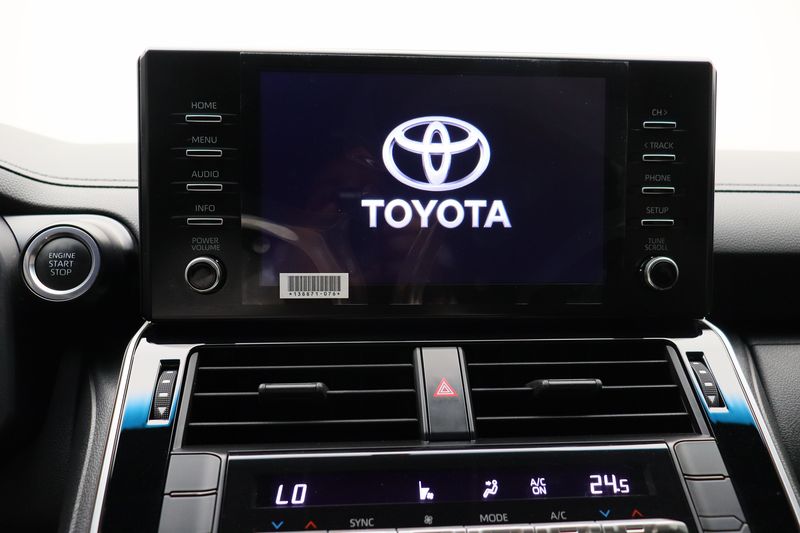 Toyota Land Cruiser • 2022 • 30,884 km 18