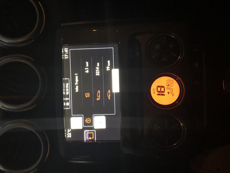 Citroën C3 • 2018 • 24,000 km 14