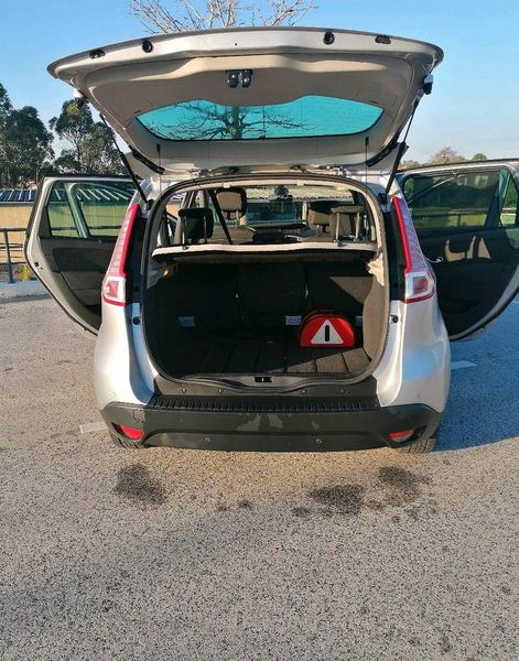 Renault Scénic • 2009 • 350,000 km 5
