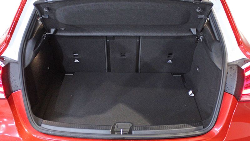 Mercedes-Benz A-Class • 2022 • 2,655 km 18