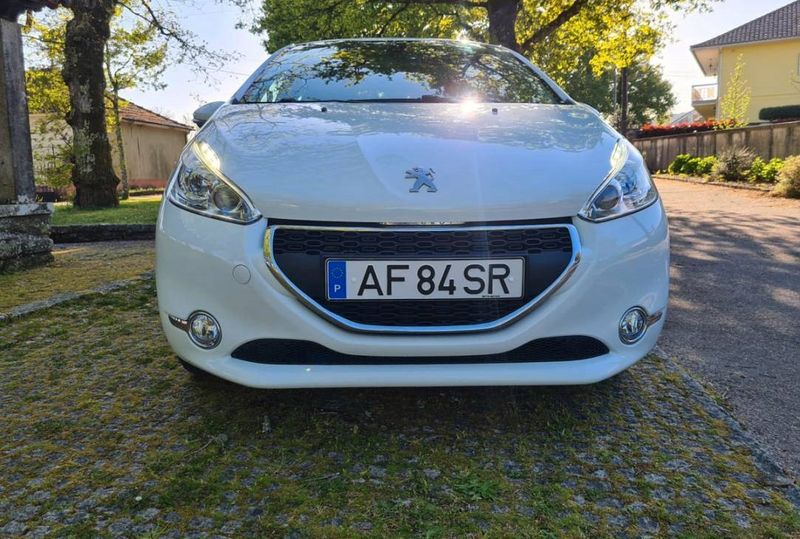 Peugeot 2008 • 2014 • 79,999 km 1