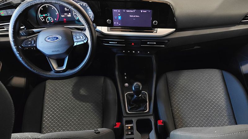 Ford Tourneo Connect • 2023 • 64,000 km 2