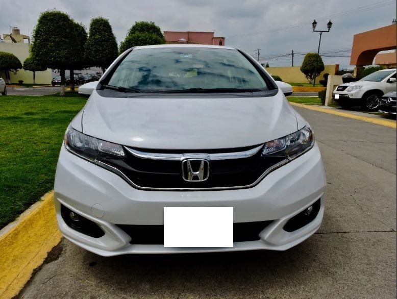 Honda Fit • 2010 • 83,000 km 7