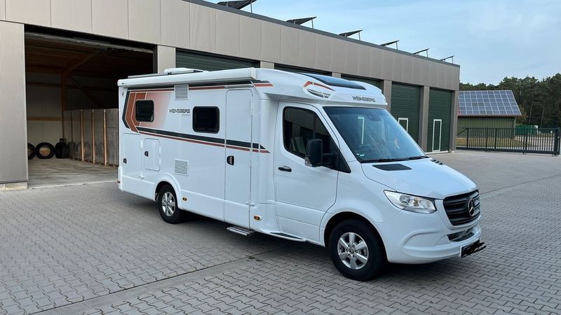 Mercedes-Benz Sprinter • 2022 • 14,000 km 2