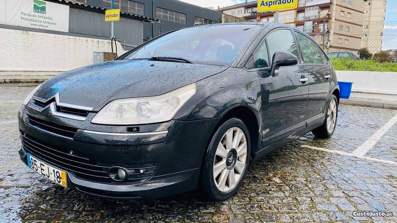 Citroën C4 • 2007 • 200,000 km 1