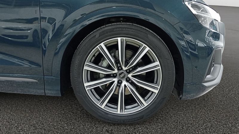Audi Q8 • 2021 • 62,345 km 21