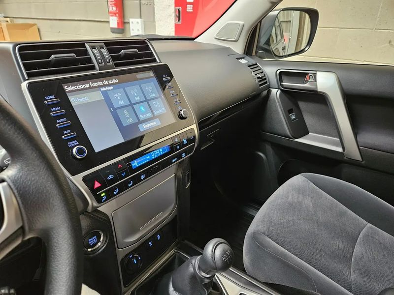 Toyota Land Cruiser • 2022 • 17,000 km 4