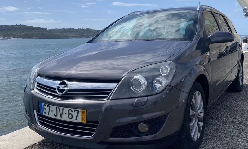 Opel Astra • 2010 • 176,000 km 2