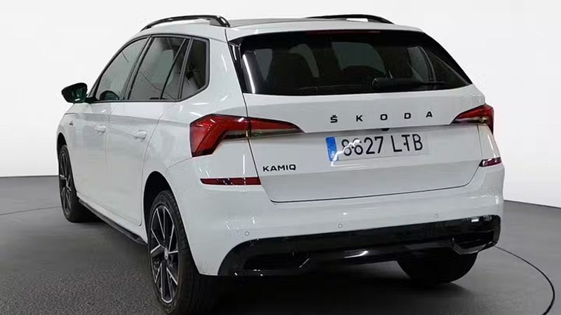 Škoda Rapid • 2021 • 48,046 km 9