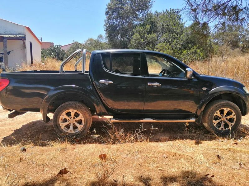 Mitsubishi L200 Pick up • 2010 • 213,000 km 3