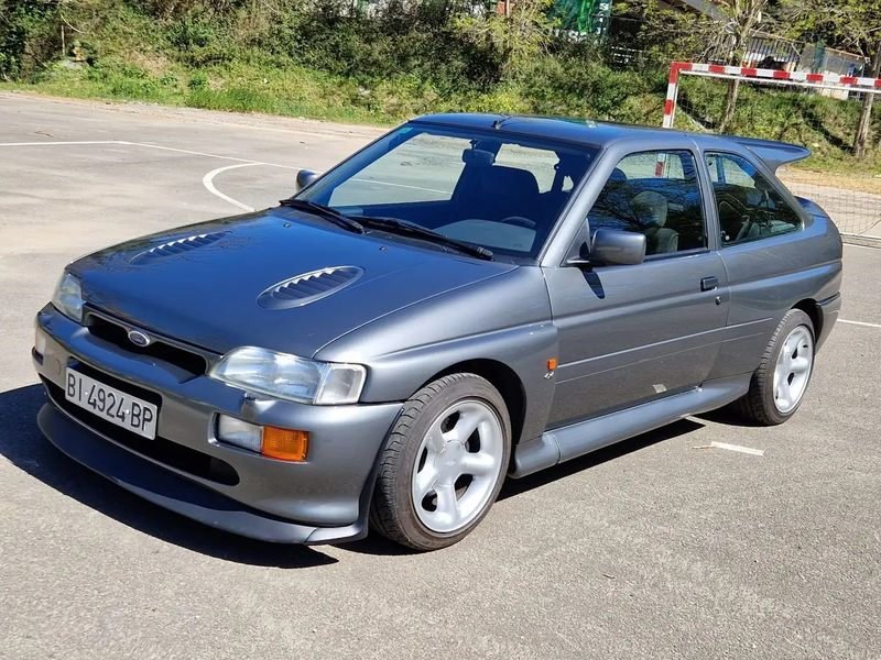 Ford Escort • 1993 • 130,000 km 1