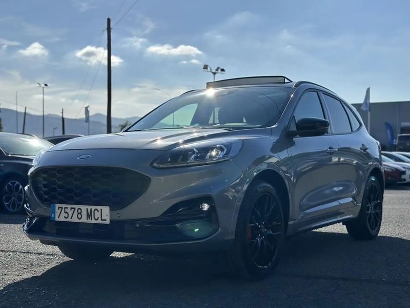 Ford Kuga • 2023 • 18,000 km 1