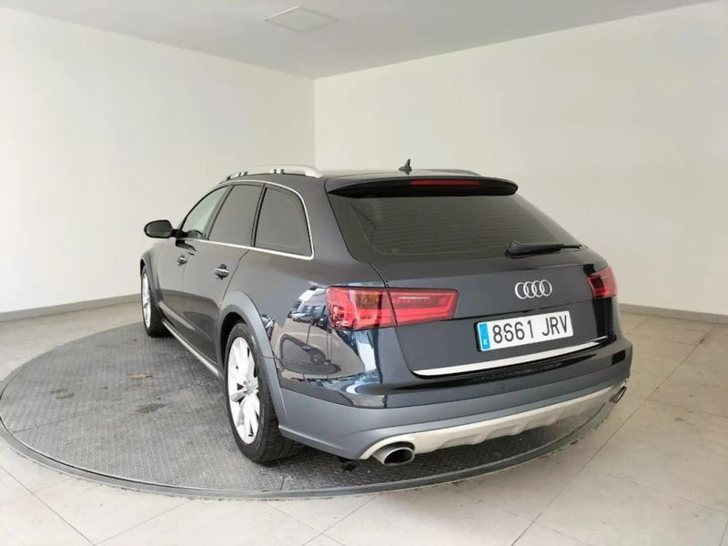 Audi A6 Allroad • 2016 • 150,100 km 6