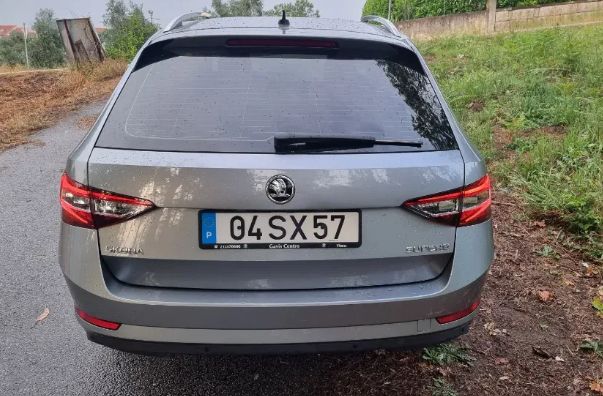 Škoda Superb • 2017 • 65,000 km 2