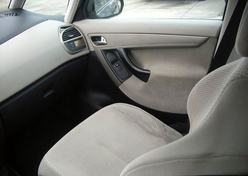 Citroën C4 Grand Picasso • 2009 • 190,000 km 2