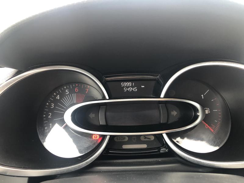 Renault Clio • 2016 • 60,000 km 11