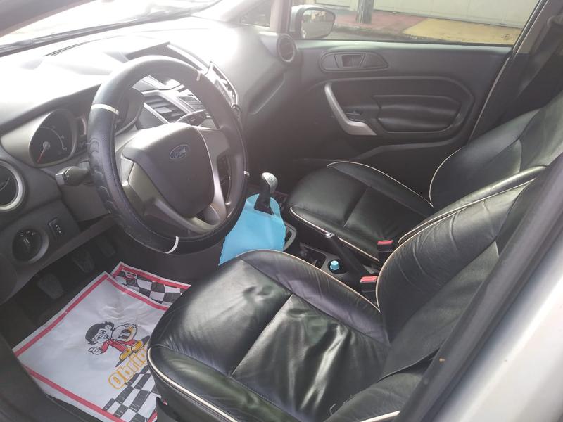 Ford Fiesta • 2011 • 198,000 km 3