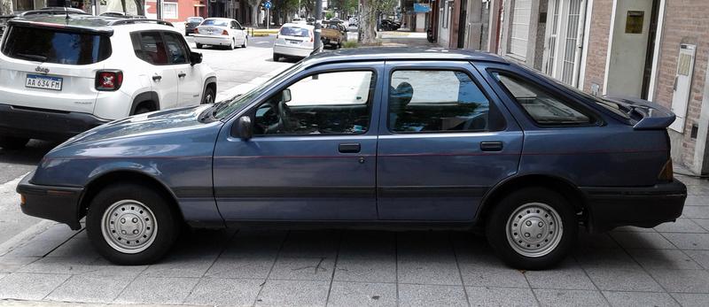 Ford Sierra • 1991 • 111,111 km 12