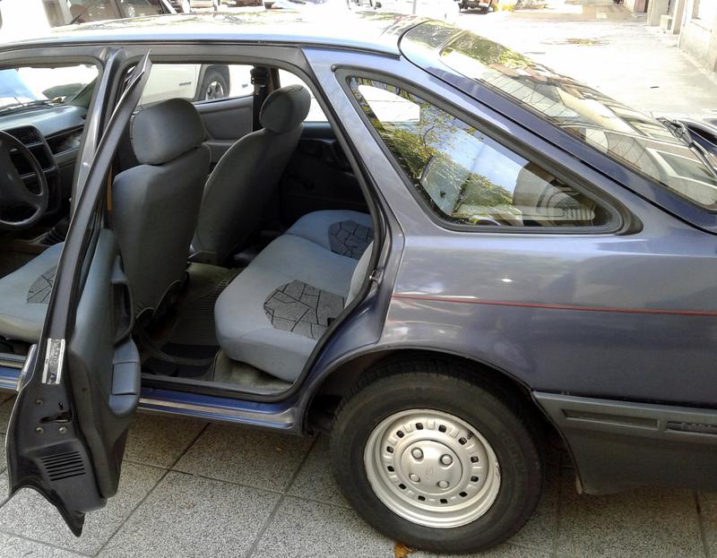 Ford Sierra • 1991 • 111,111 km 8