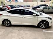 Hyundai Elantra • 2016 • 44,000 km 6