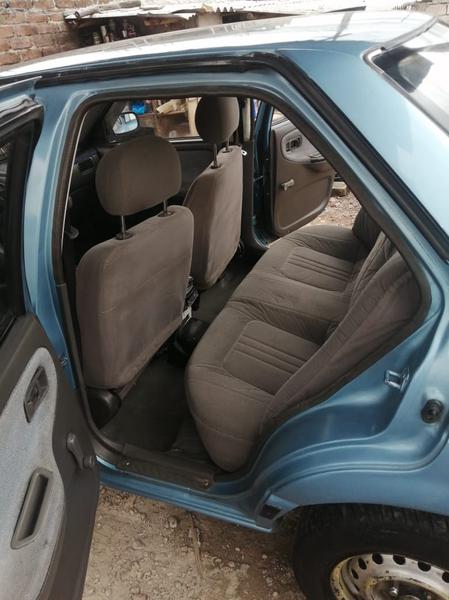 Nissan Sentra • 1996 • 200,000 km 3