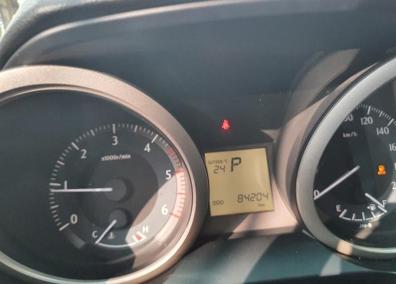 Toyota  • 2014 • 84,000 km 4