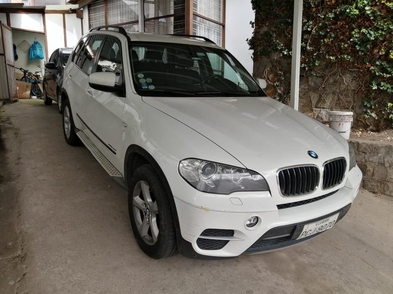 BMW X5 • 2012 • 70,000 km 1