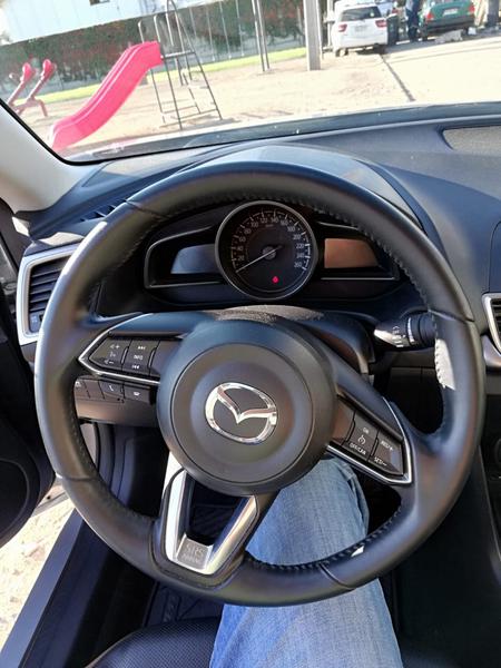 Mazda 3 • 2018 • 55,000 km 3