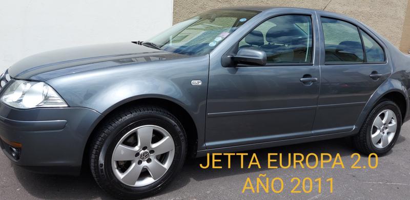 Volkswagen Jetta • 2011 • 19,000 km 1