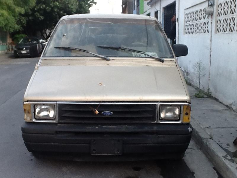 Ford Aerostar • 1989 • 192,000 km 4