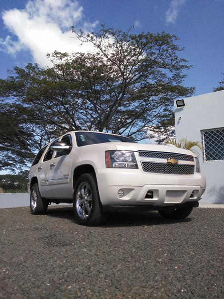 Chevrolet Tahoe • 2013 • 99 km 7