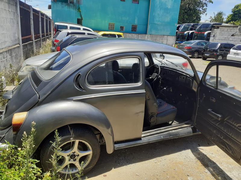 Volkswagen Beetle • 1983 • 14,650 km 2