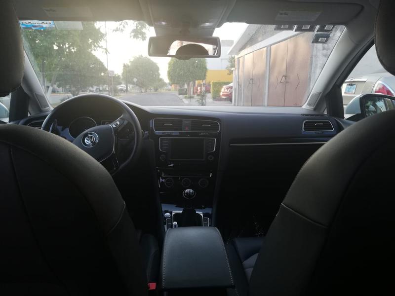 Volkswagen Golf Sportvan • 2016 • 15,000 km 8