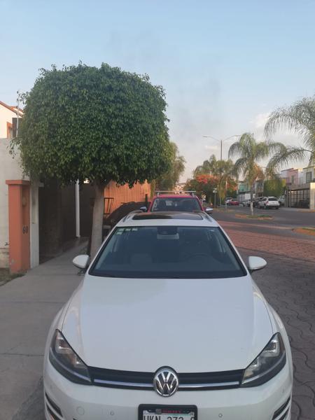 Volkswagen Golf Sportvan • 2016 • 15,000 km 4