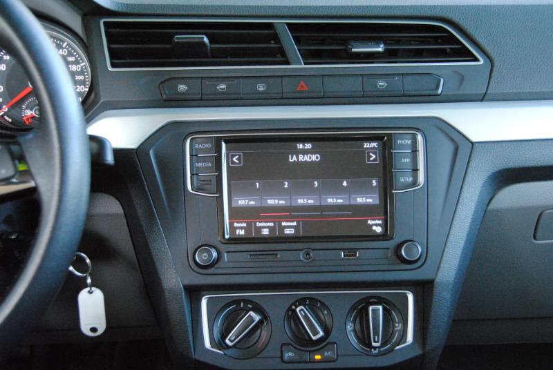 Volkswagen  • 2019 • 14,071 km 17