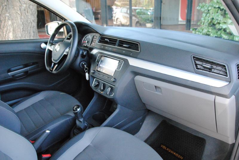 Volkswagen  • 2019 • 14,071 km 3