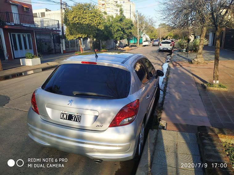 Peugeot 207 • 2011 • 54,500 km 4