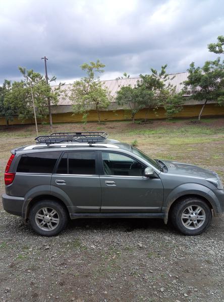 Great Wall Hover • 2019 • 80,000 km 1