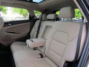 Hyundai Tucson • 2017 • 14,350 km 9