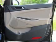 Hyundai Tucson • 2017 • 14,350 km 21