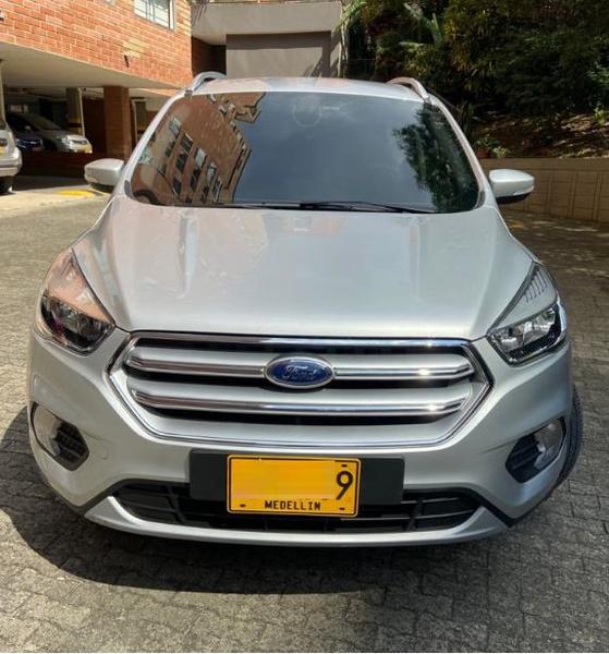 Ford Escape • 2019 • 5,900 km 6