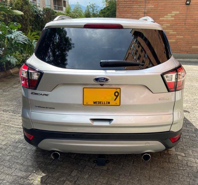 Ford Escape • 2019 • 5,900 km 4