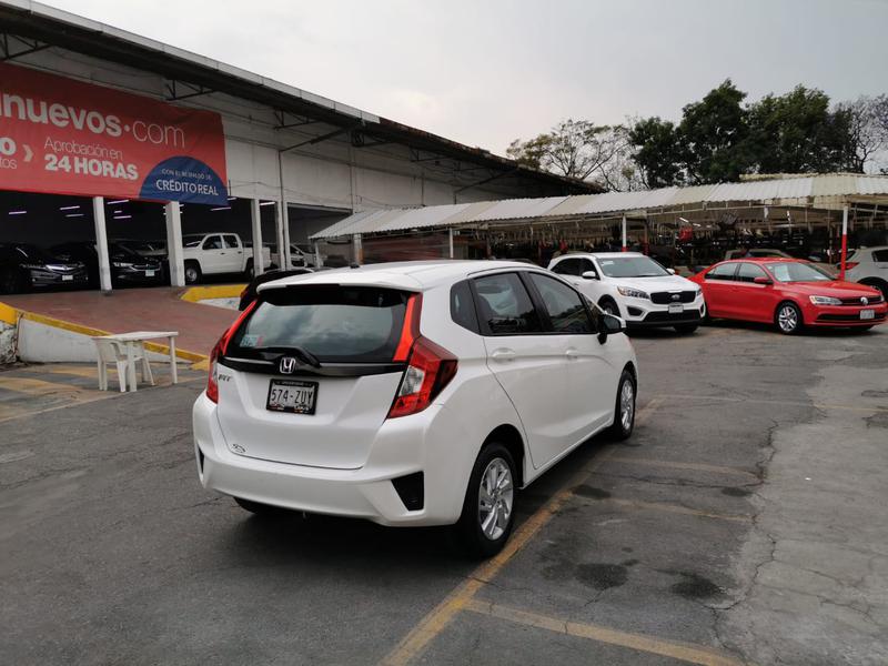 Honda FR-V • 2015 • 53,000 km 5