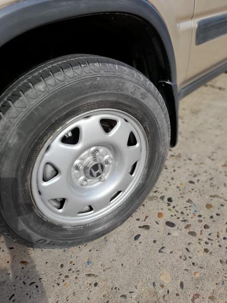 Honda CR-V • 2000 • 326,000 km 3