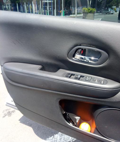 Honda HR-V • 2016 • 30,500 km 4