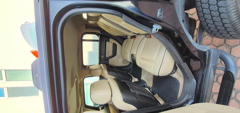 Hummer H3 • 2006 • 70,000 km 4
