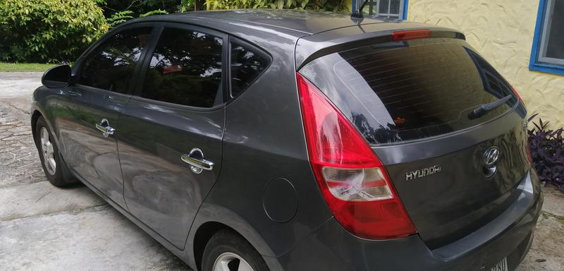 Hyundai  • 2010 • 122,370 km 1