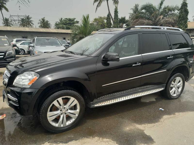 Mercedes-Benz GL • 2008 • 59,549 km 9